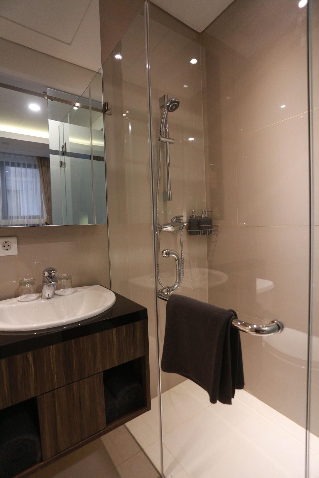 S7 Suites Gandaria Jacarta Exterior foto